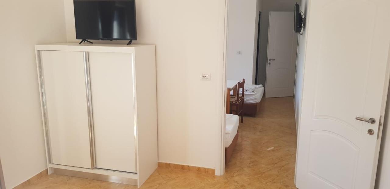 Apartments Villa Dovinefa Ksamil Eksteriør billede