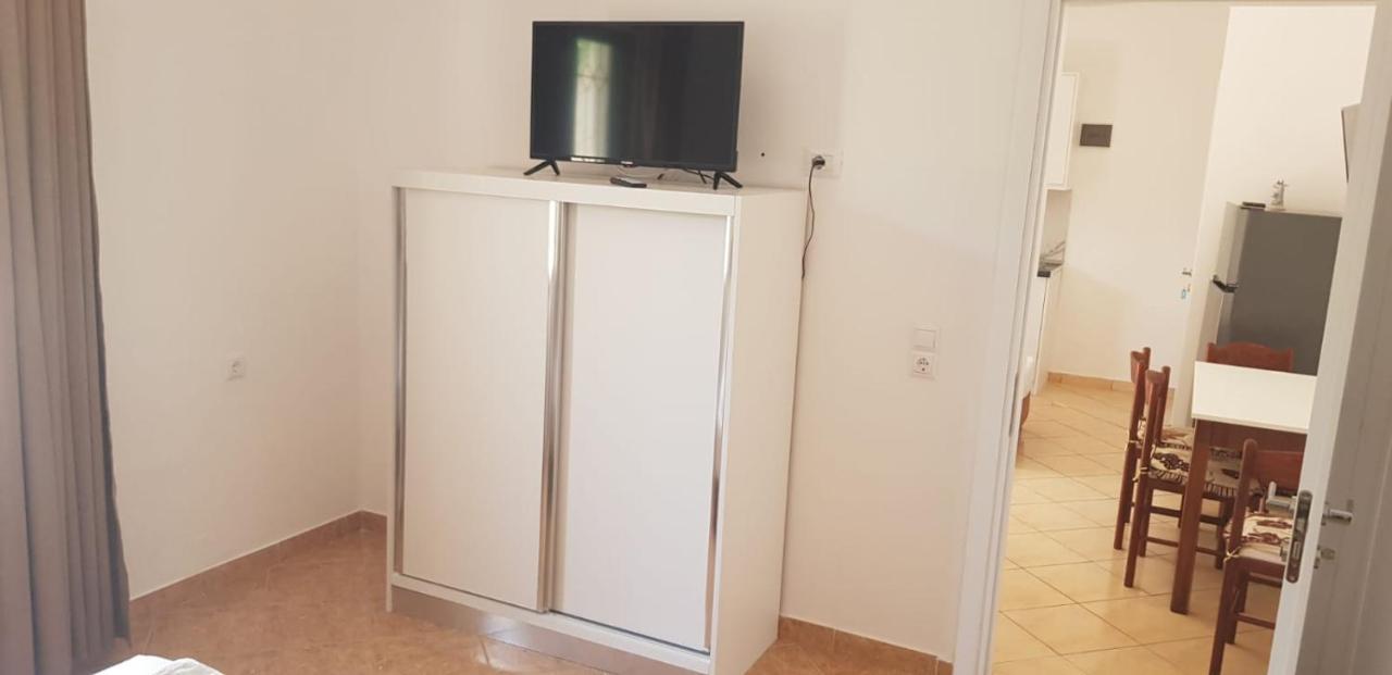 Apartments Villa Dovinefa Ksamil Eksteriør billede