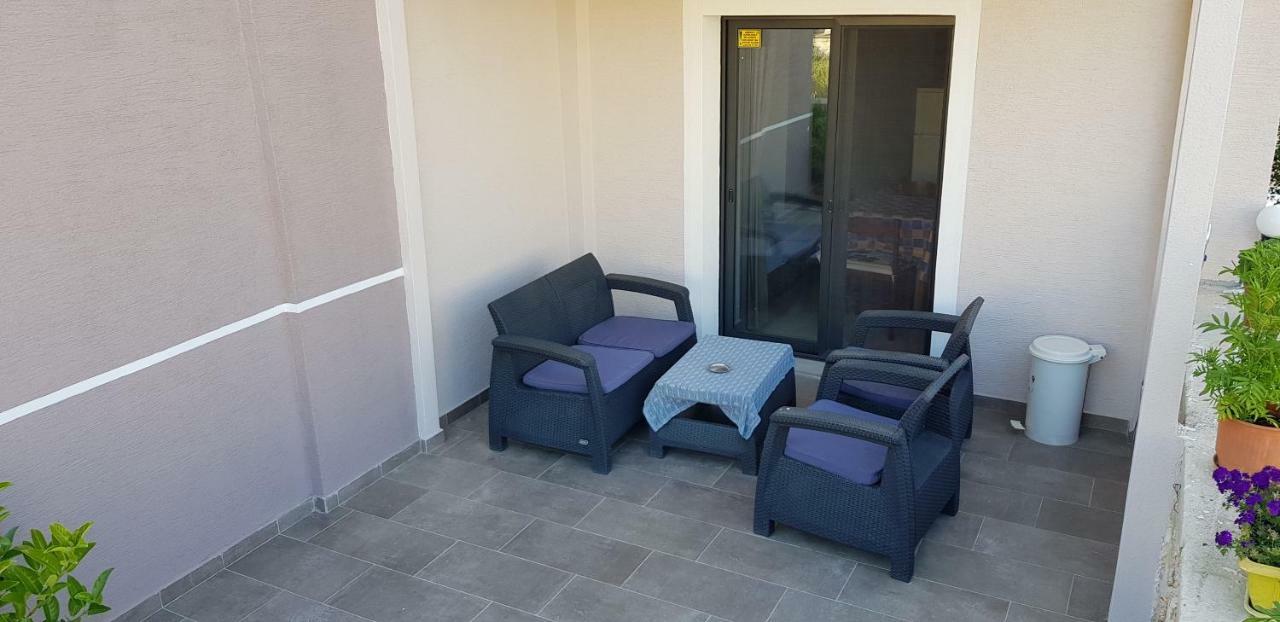 Apartments Villa Dovinefa Ksamil Eksteriør billede